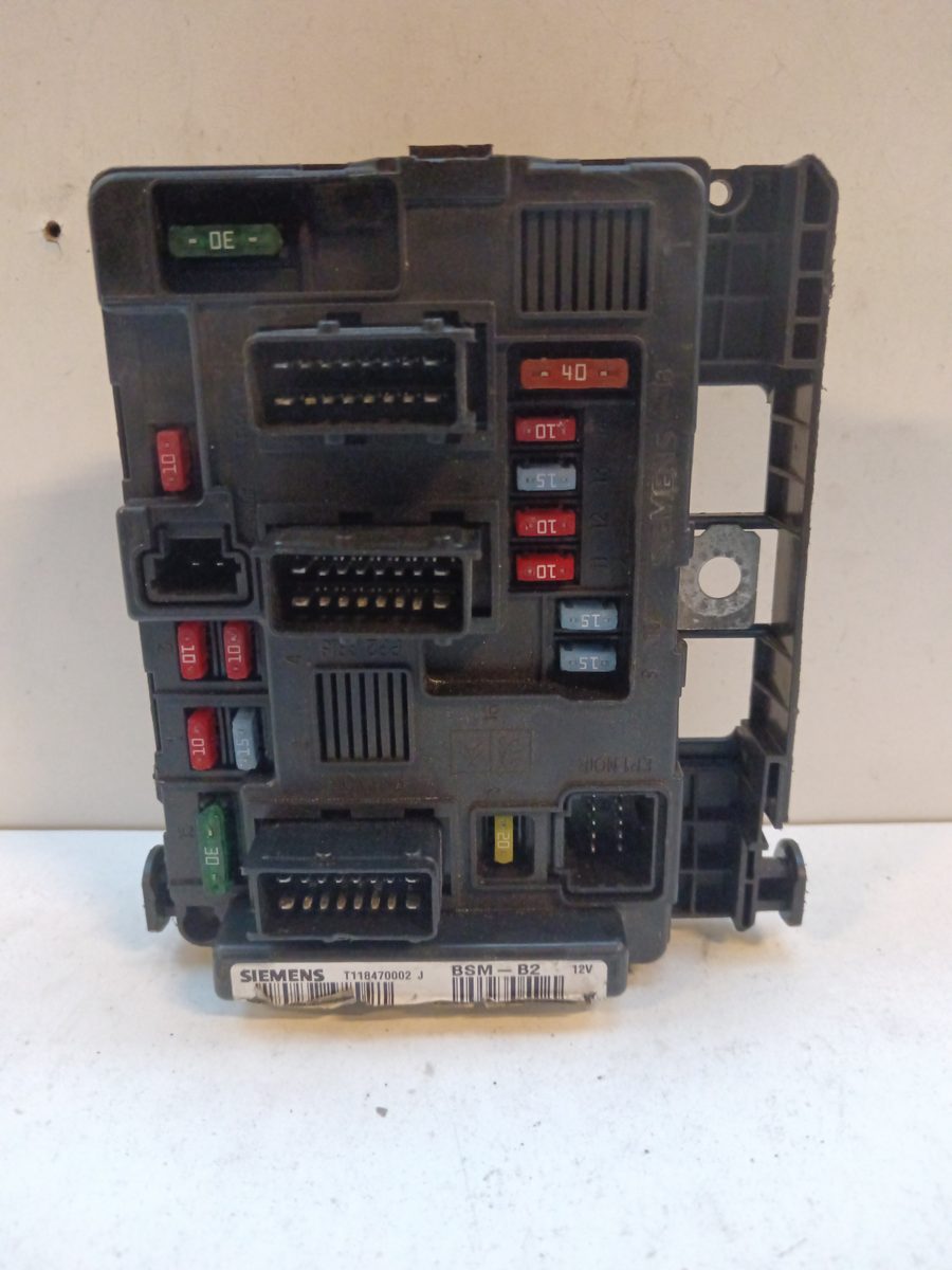 Caja Reles / Fusibles / Modulo Bsm Peugeot Partner (S1) 1996-2002 Break 965061858000