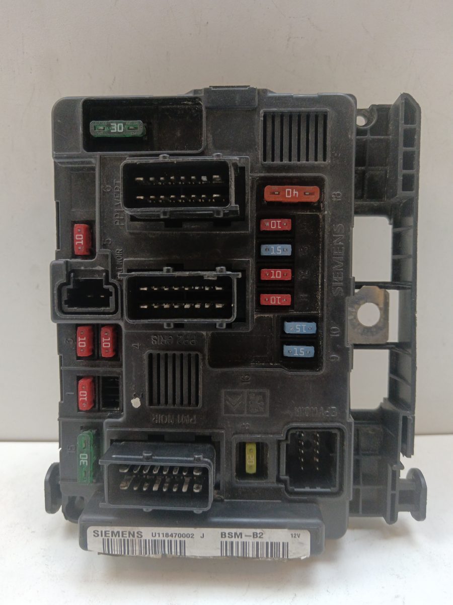 Caja Reles / Fusibles / Modulo Bsm Peugeot Partner (S1) 1996-2002 Combispace U118470002