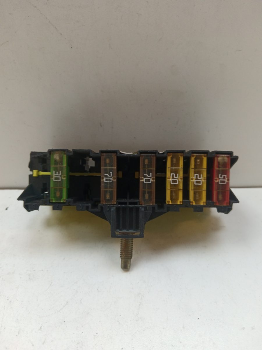 Caja Reles / Fusibles Peugeot 206 Berlina 1998-2010 X-Line 1.1L 44kW 9636079380