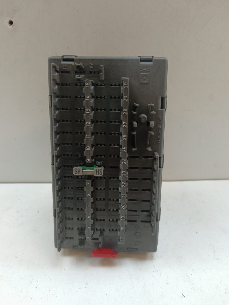 Caja Reles / Fusibles Peugeot 306 Berlina 4 Puertas (S1) 1994-1997 Style D 9453934680