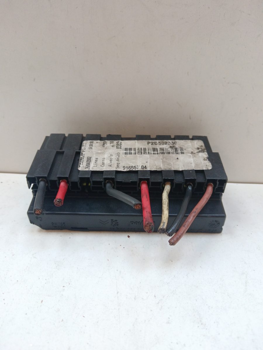 Caja Reles / Fusibles Peugeot Partner (S1) 1996-2002 Break 1.9L 51kW 9636079380