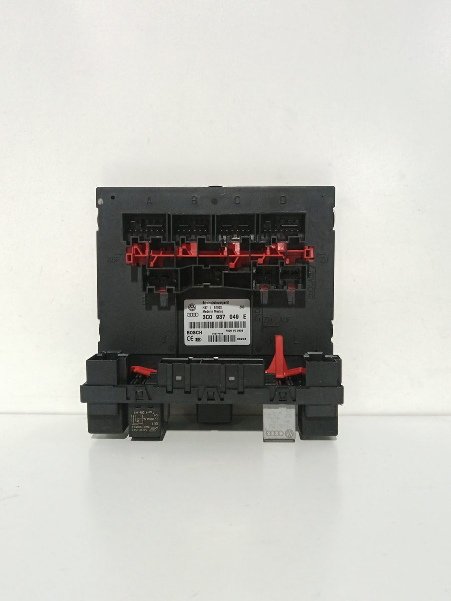 Caja Reles / Fusibles Volkswagen Jetta (1K2) 2005-2010 Advance 1.9L 77kW 3C0937049E