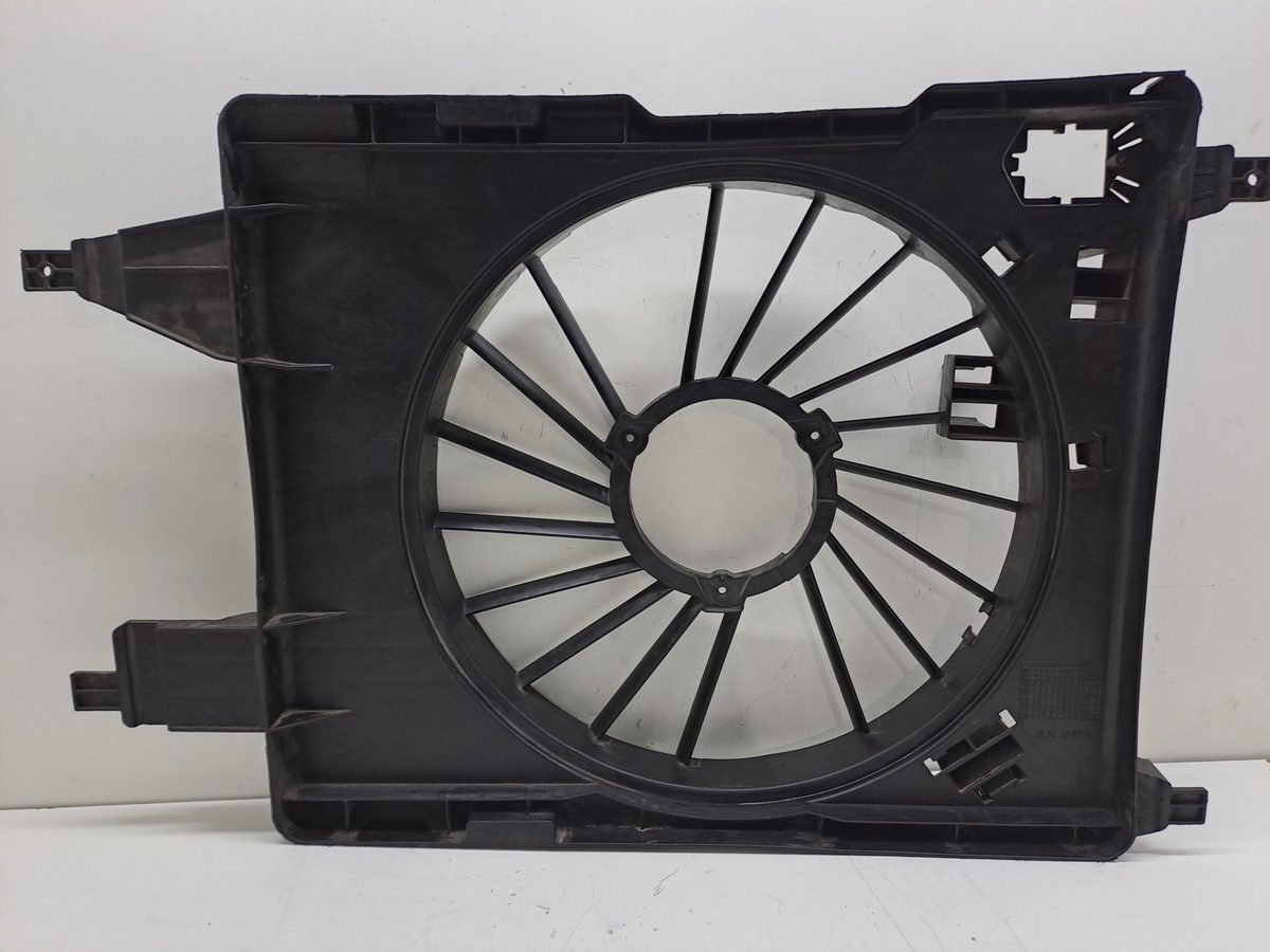 Carcasa De Electroventilador Renault Megane Iii Coupe 2008-2018 1.5 dCi Diesel FAP 8240357