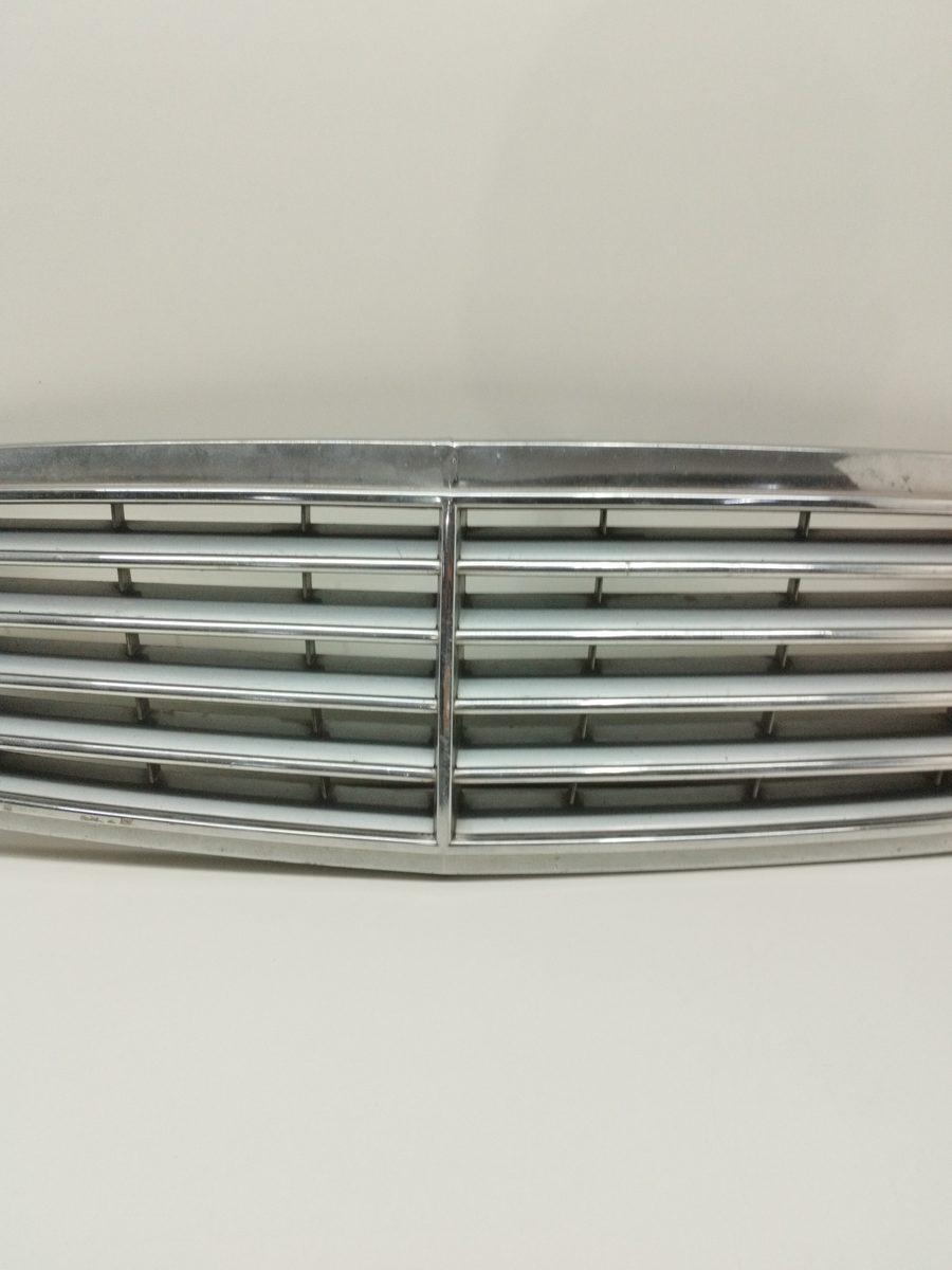 Careta Mercedes-Benz Clase C (W203) 2000-2007