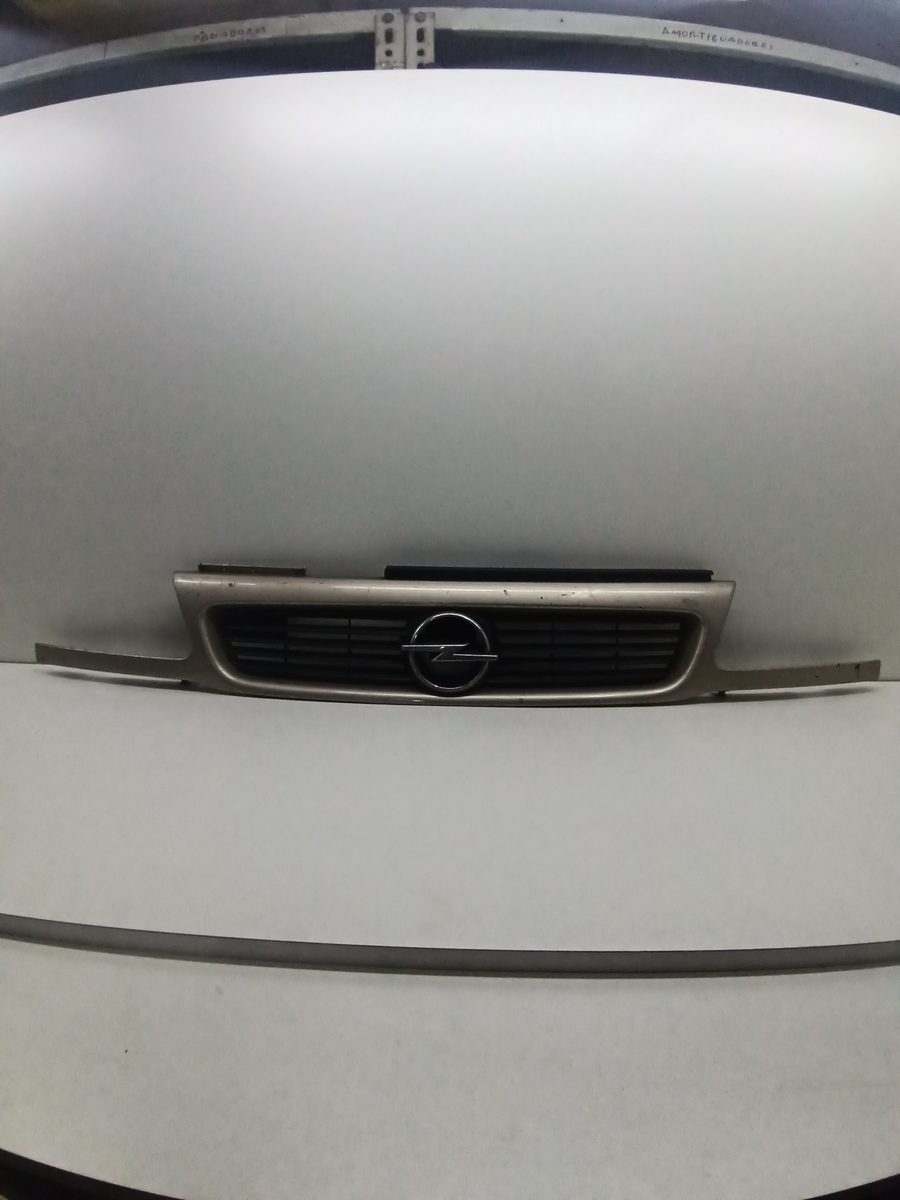 Careta Opel Astra F Berlina 1991-1998 (X 20 XEV / L34)
