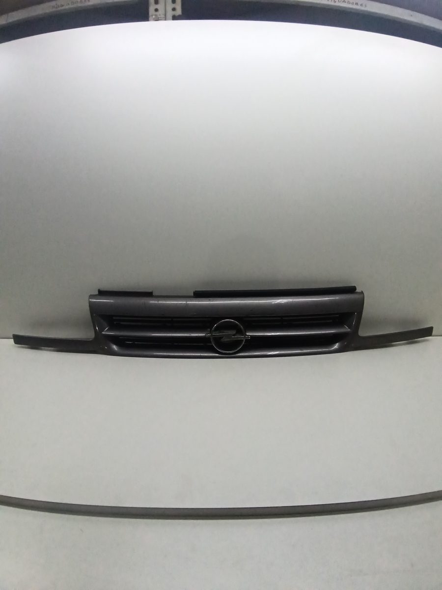Careta Opel Astra F Berlina 1991-1998 (X 20 XEV / L34) 90414156
