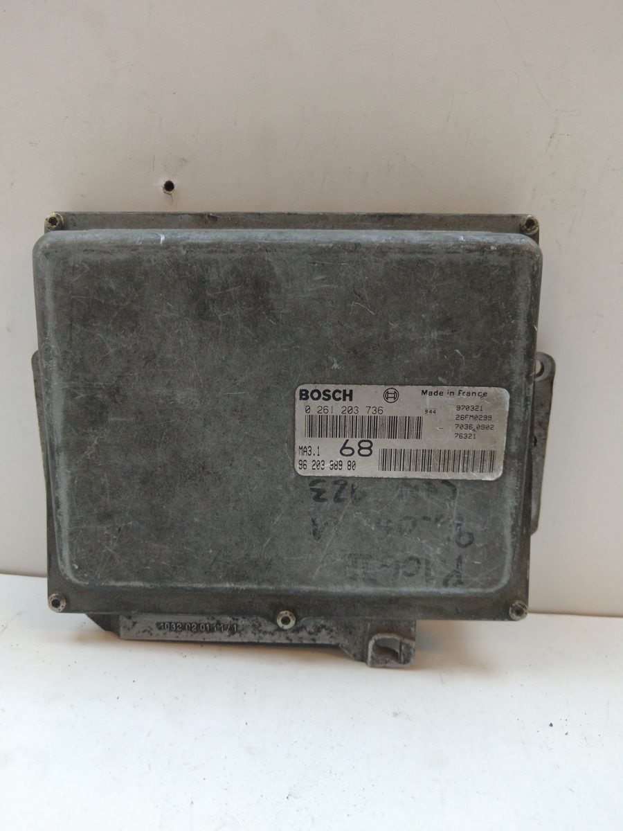 Centralita Motor Uce Peugeot 106 (S1) 1991-1996 Cocktail 1.1L 44kW 0261203736