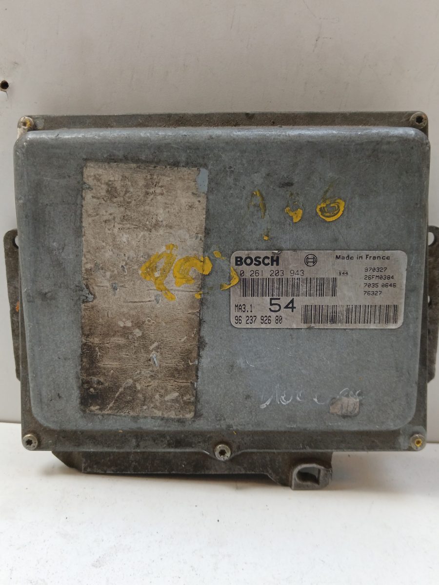 Centralita Motor Uce Peugeot 106 (S1) 1991-1996 Cocktail 1.1L 44kW 0261203943