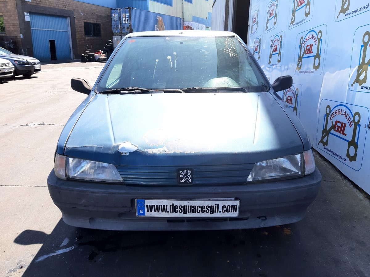 Peugeot 106 (S1) del que se desmontó esta pieza