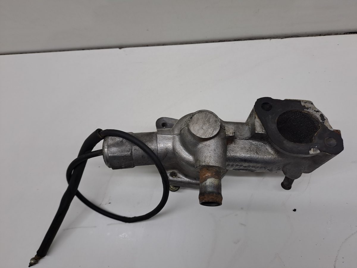 Cuerpo de Termostato Ford Fiesta (DX) 1999-2002