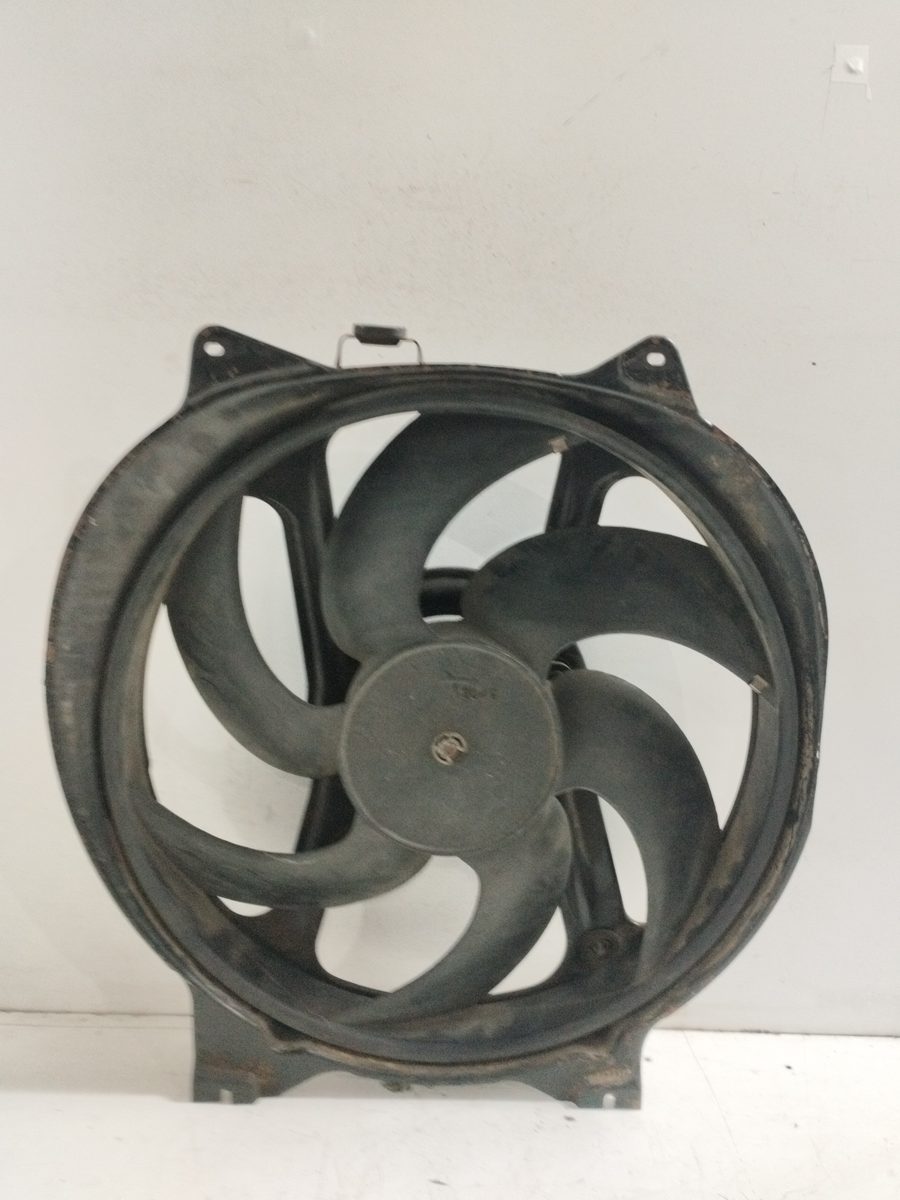 Electroventilador Renault Clio I Fase I+ii (B/C57) 1991-1998 7700784652