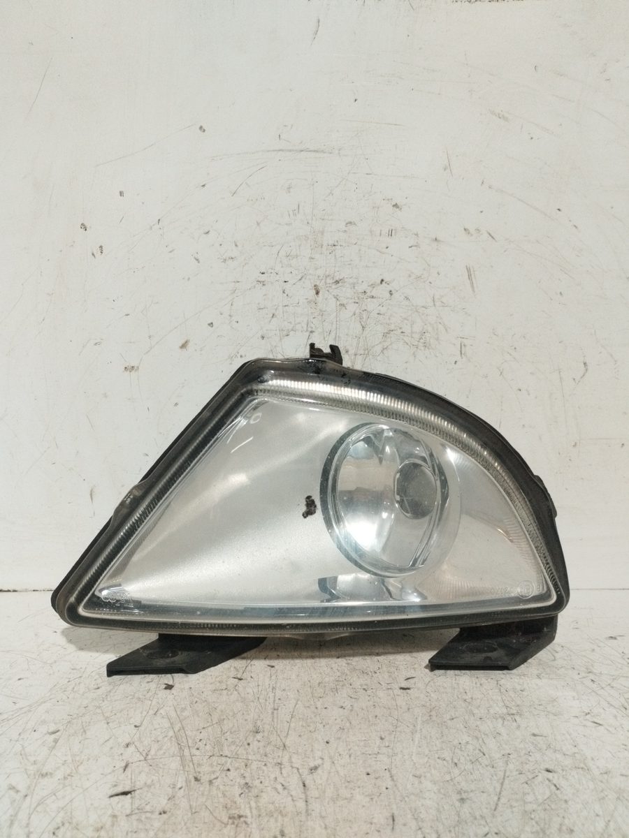 Faro Caminero Derecho Ford Fiesta (CBK) 2001-2008 TDCi CAT 2S6115K201A