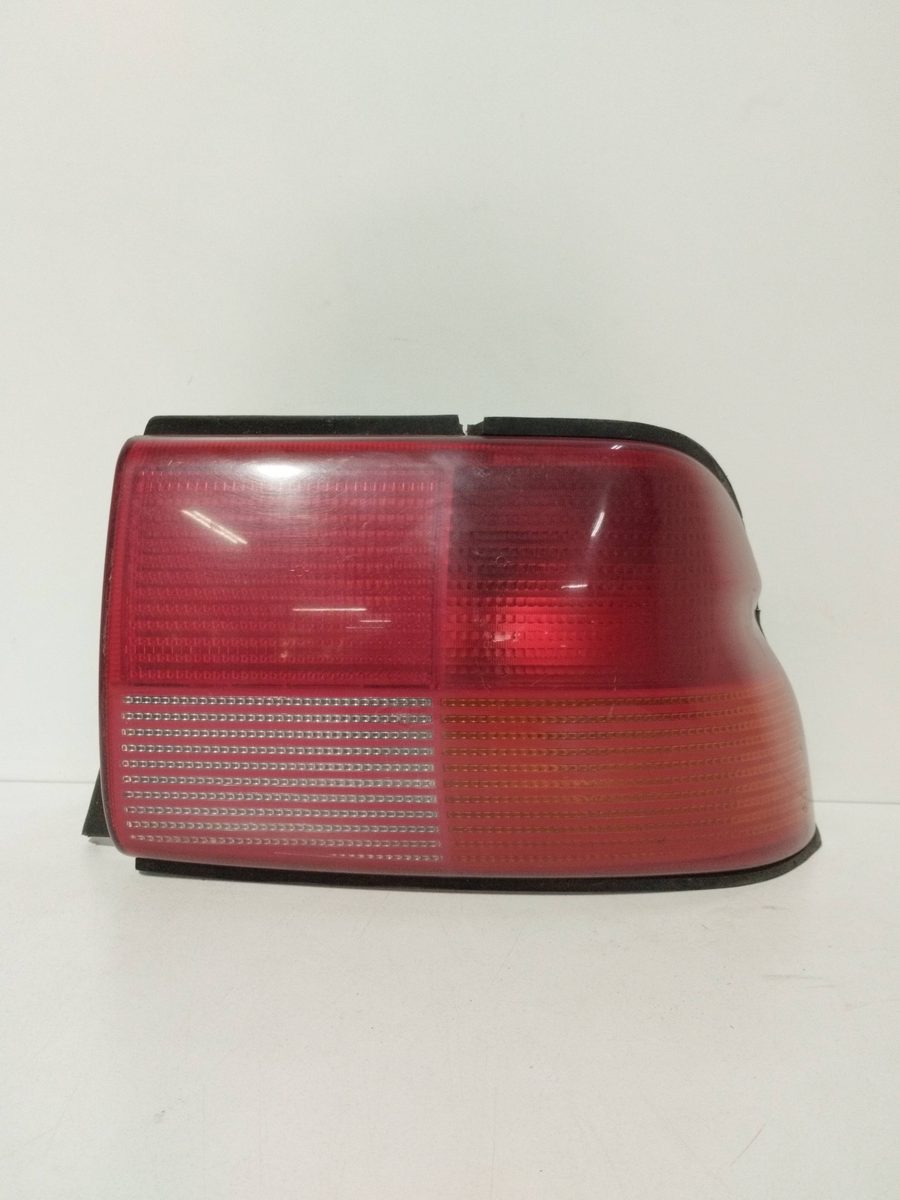 Farol Trasero Derecho Exterior Ford Escort Berl./turnier 1995-2000 Atlanta Berlina E163286