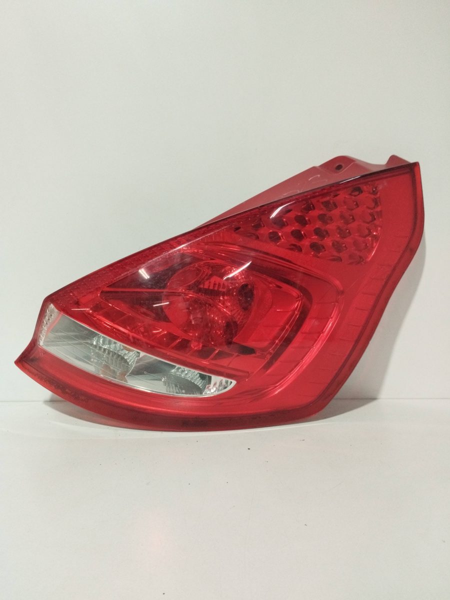 Farol Trasero Derecho Exterior Ford Fiesta (CB1) 2008-2013 Titanium 8A6113404A