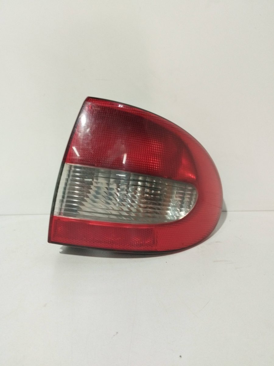 Farol Trasero Derecho Exterior Renault Megane I Fase 2 Classic (LA..) 1997-2003 7700428059