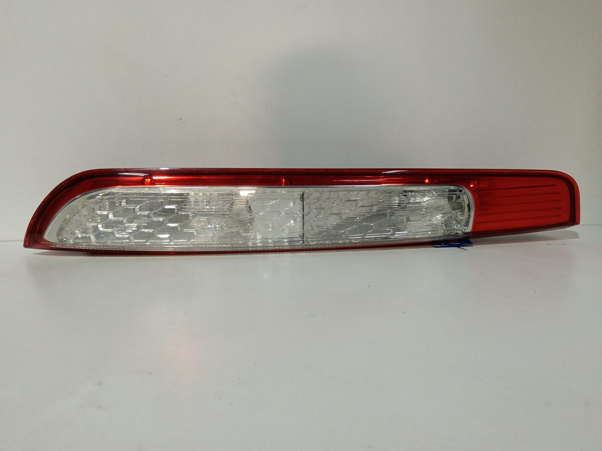 Farol Trasero Izquierdo Exterior Ford Focus Lim. (CB4) 2007-2011 Titanium 0374D