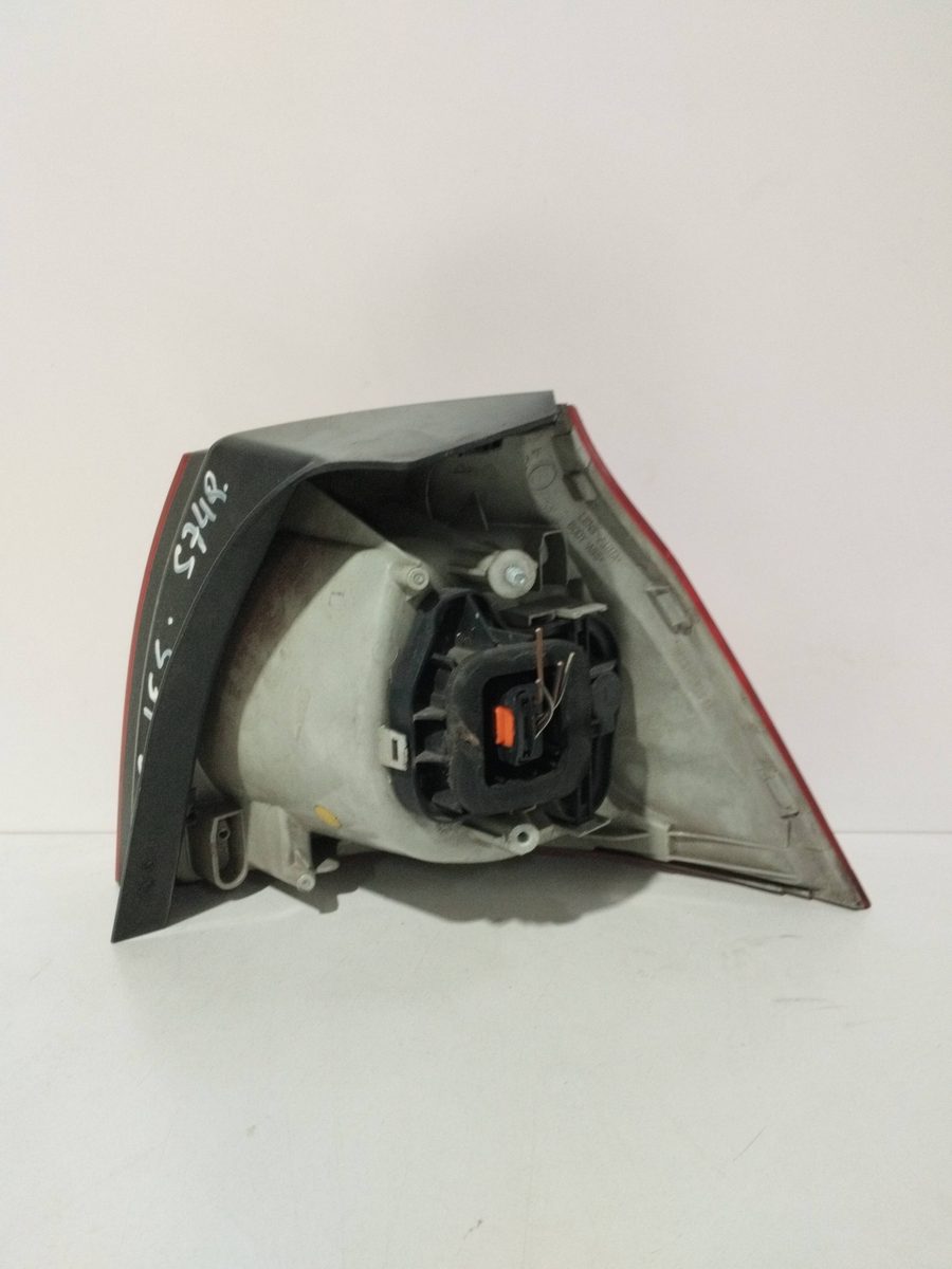 Farol Trasero Izquierdo Exterior Volkswagen Golf V (1K1) 2003-2008