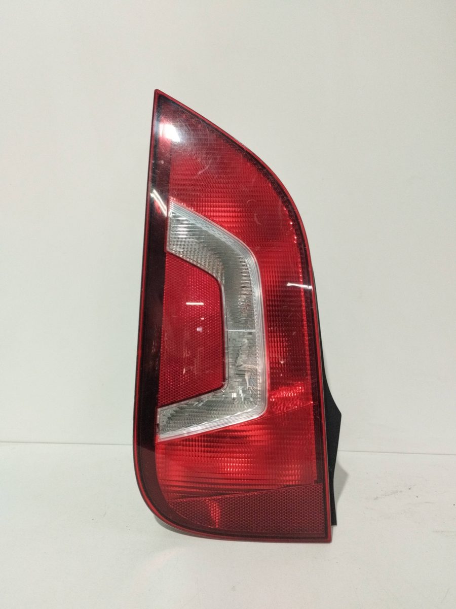 Farol Trasero Izquierdo Exterior Volkswagen Up! (121) 2011-2016 * 1S0945095