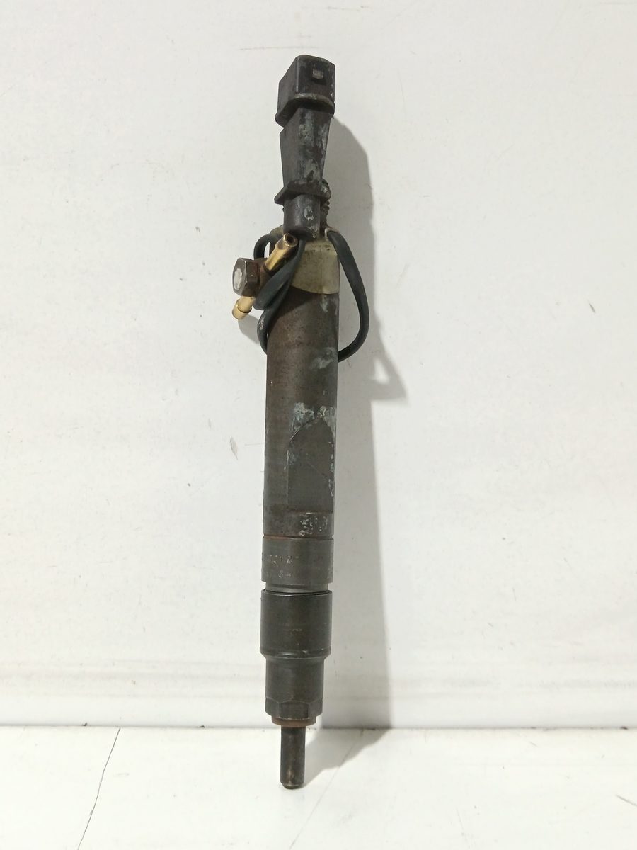 Inyector Volkswagen Golf Iv Berlina (1J1) 1997-2003 1.9 TDI 1.9L 74kW 028130201R