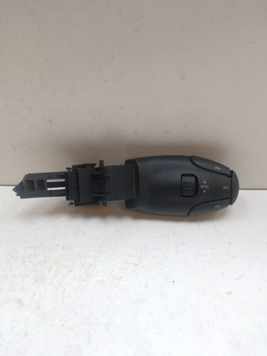 Mando De Radio Peugeot 207 2006-2012 Premium 1.6L 88kW 9637240XT