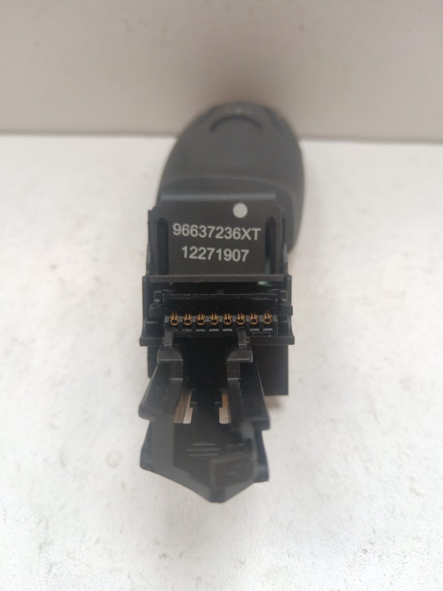 Mando de Radio Peugeot 308 2013-2021