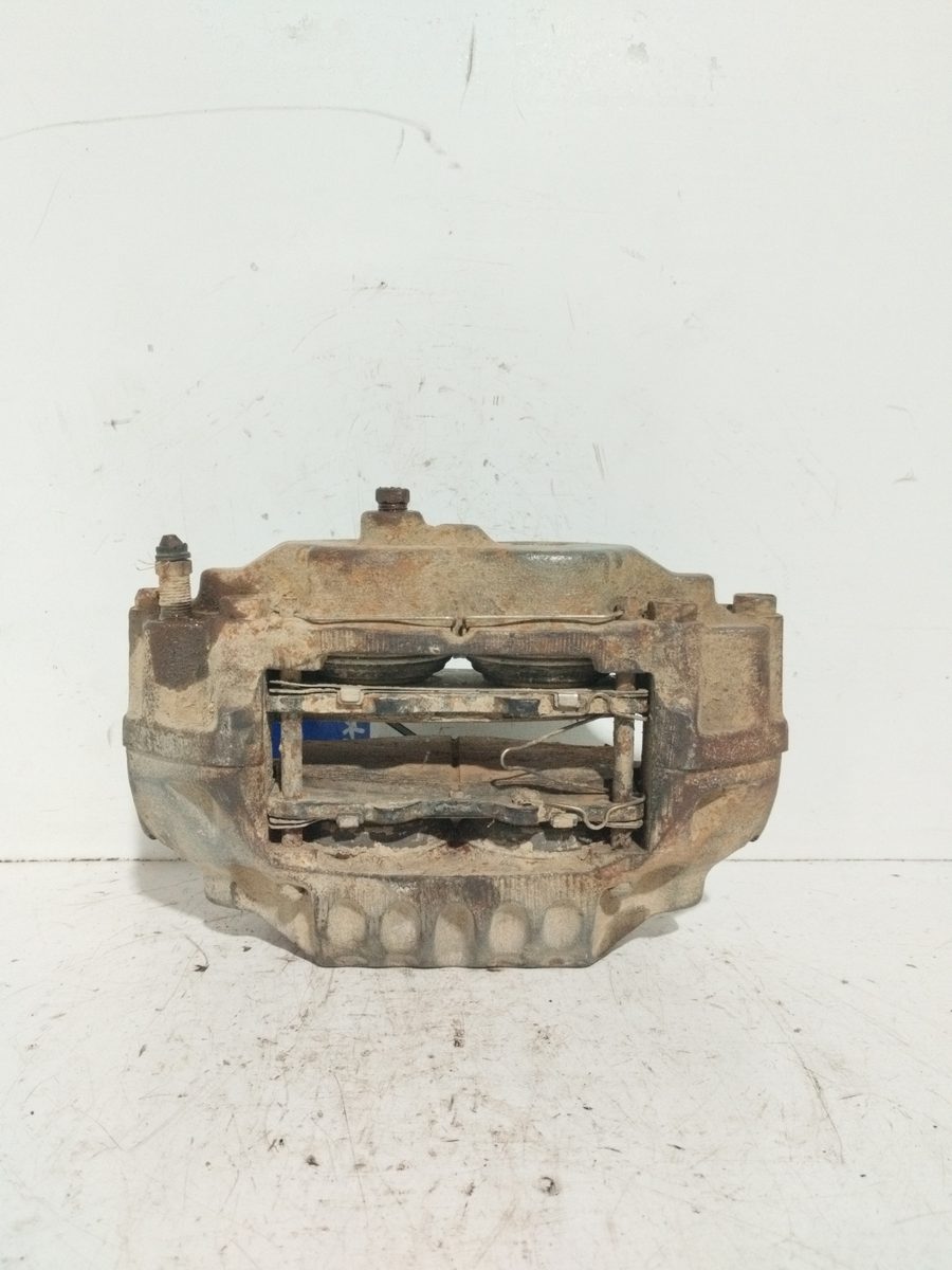 Mordaza De Freno Delantera Derecha Toyota Hilux 1997-2004 HILUX I