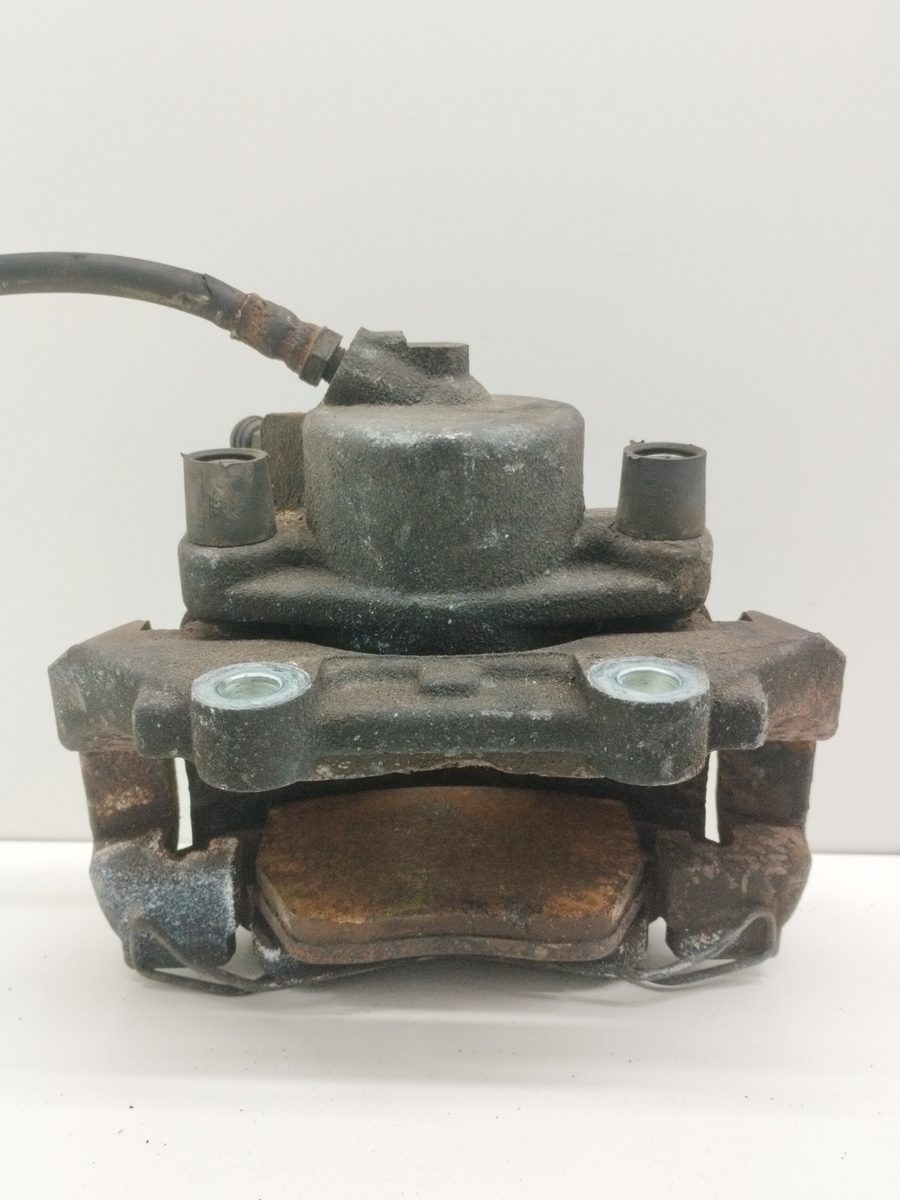 Mordaza de Freno Delantera Izquierda Peugeot 307 (S2) 2005-2008