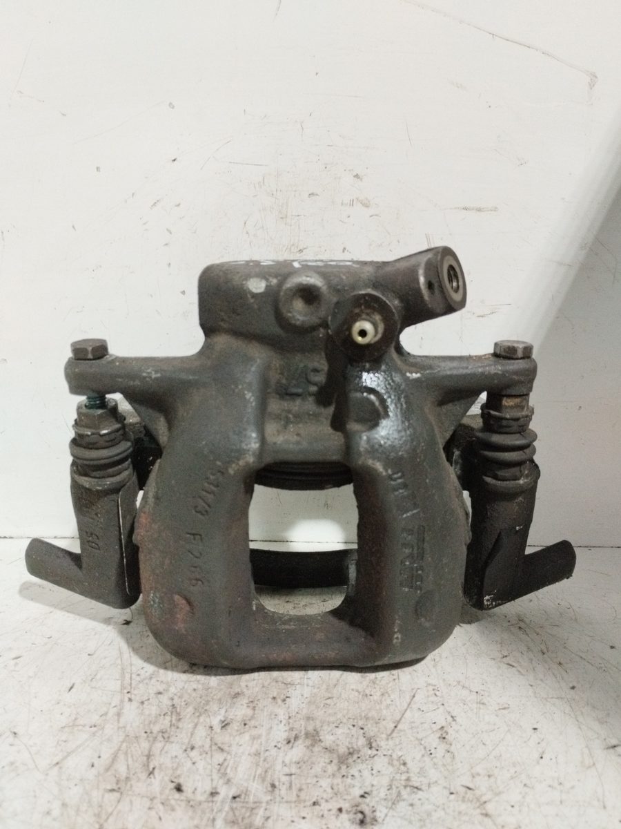 Mordaza De Freno Delantera Izquierda Peugeot 407 2004-2011 ST Sport 2.0L 100kW TRW