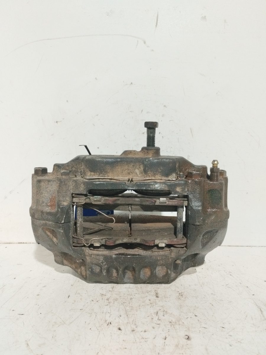 Mordaza De Freno Delantera Izquierda Toyota Hilux 1997-2004 HILUX I