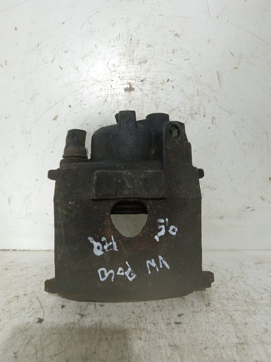 Mordaza De Freno Delantera Izquierda Volkswagen Polo Berlina (6N1) 1994-1999 1,4 216203