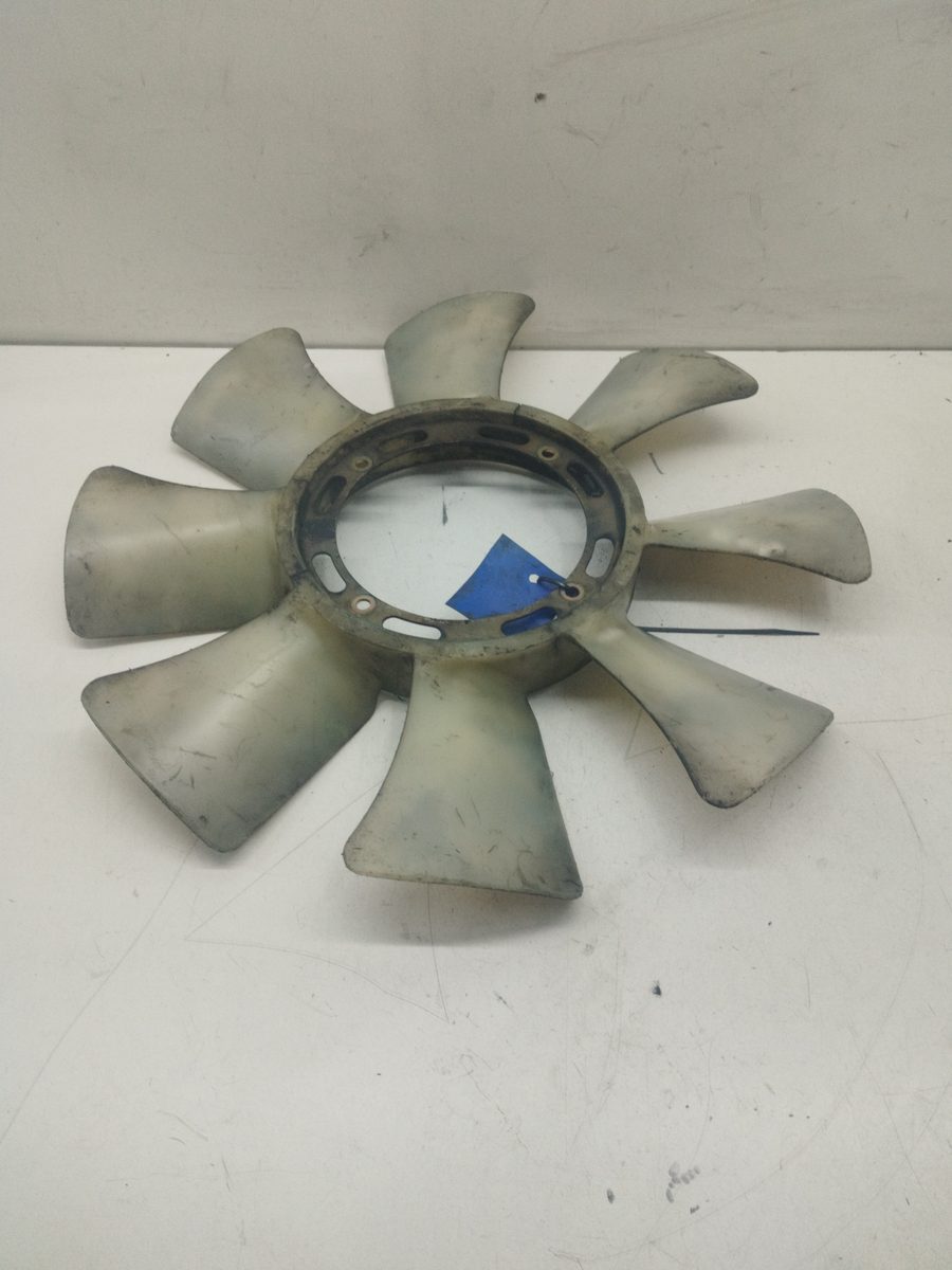 Paleta Electroventilador Mitsubishi L 300 (P00) 1986-1999 Combi Tracción total 2.4L 80kW