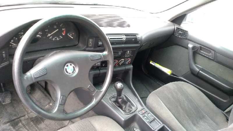 BMW Serie 5 (E34) del que se desmontó esta pieza