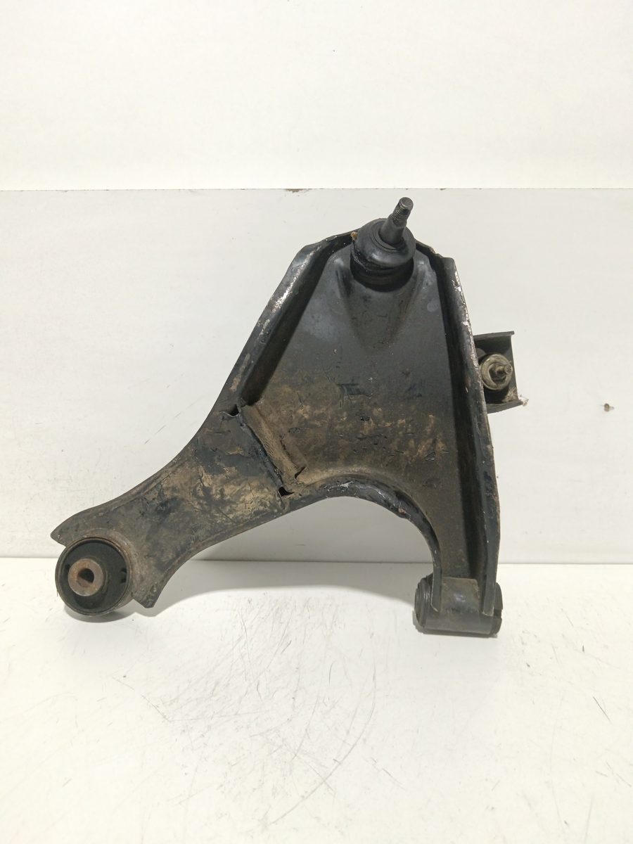Parrilla De Suspension Inferior Delantera Derecha Daihatsu Terios (J100) 1997-2006