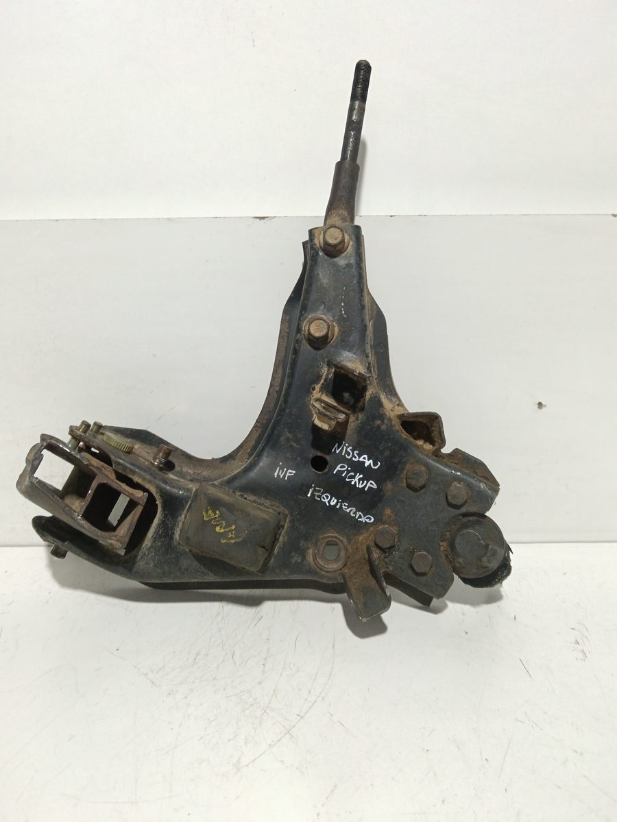 Parrilla De Suspension Inferior Delantera Izquierda Nissan Pick-up (D22) 1998-Actualidad