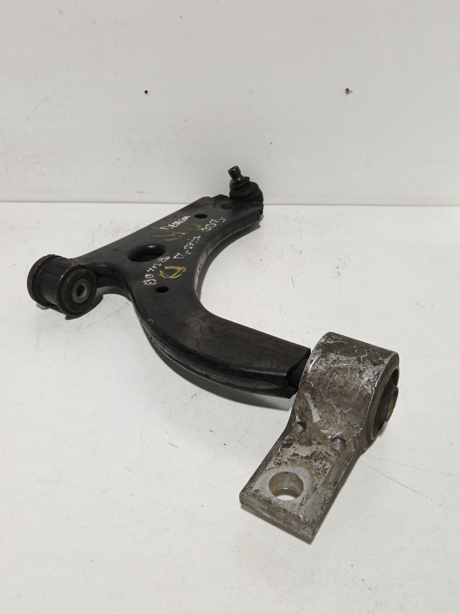 Parrilla de Suspension Inferior Trasera Derecha Ford Fiesta (CBK) 2001-2008