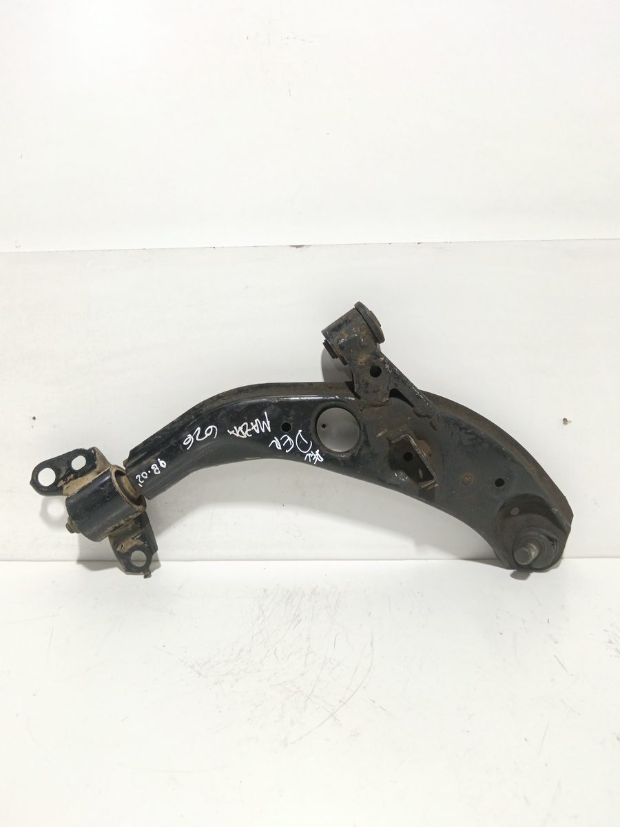 Parrilla De Suspension Inferior Trasera Derecha Mazda 626 Berlina (GE) 1991-1997 GLX