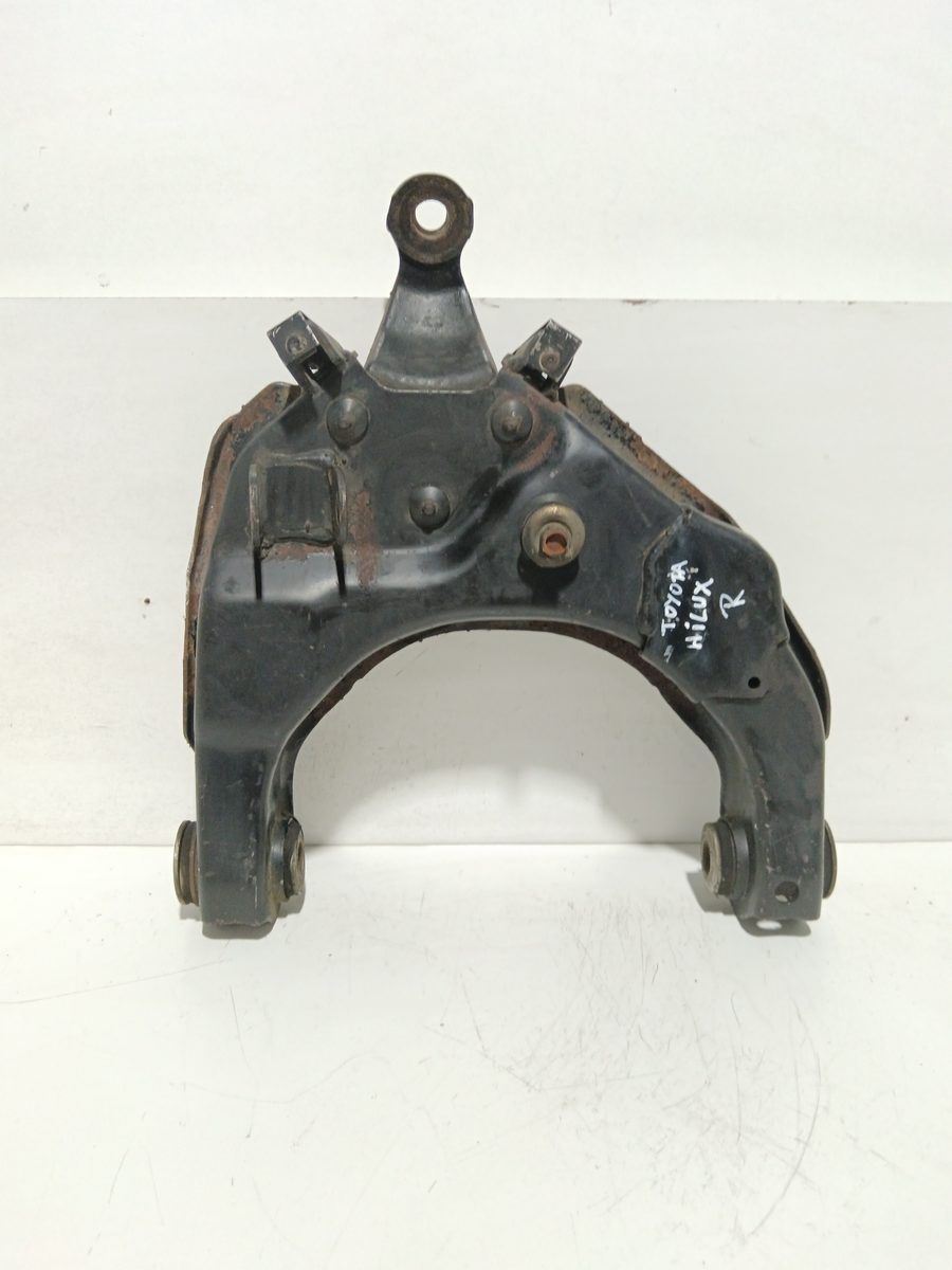 Parrilla De Suspension Inferior Trasera Derecha Toyota Hilux 1997-2004 HILUX I