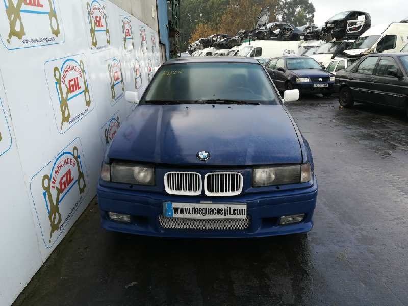BMW Serie 3 (E36) del que se desmontó esta pieza