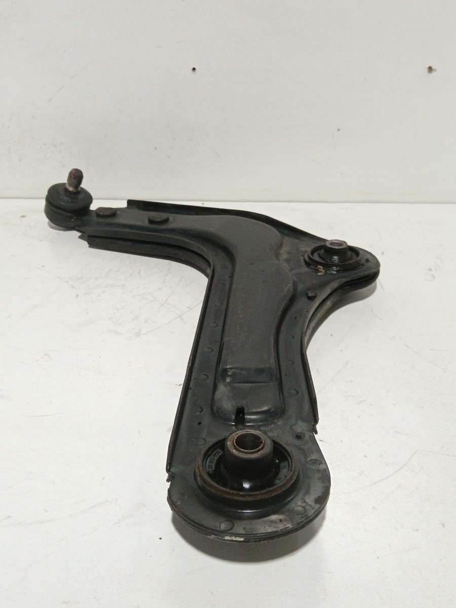 Parrilla de Suspension Inferior Trasera Izquierda Daewoo Nubira 1997-2004