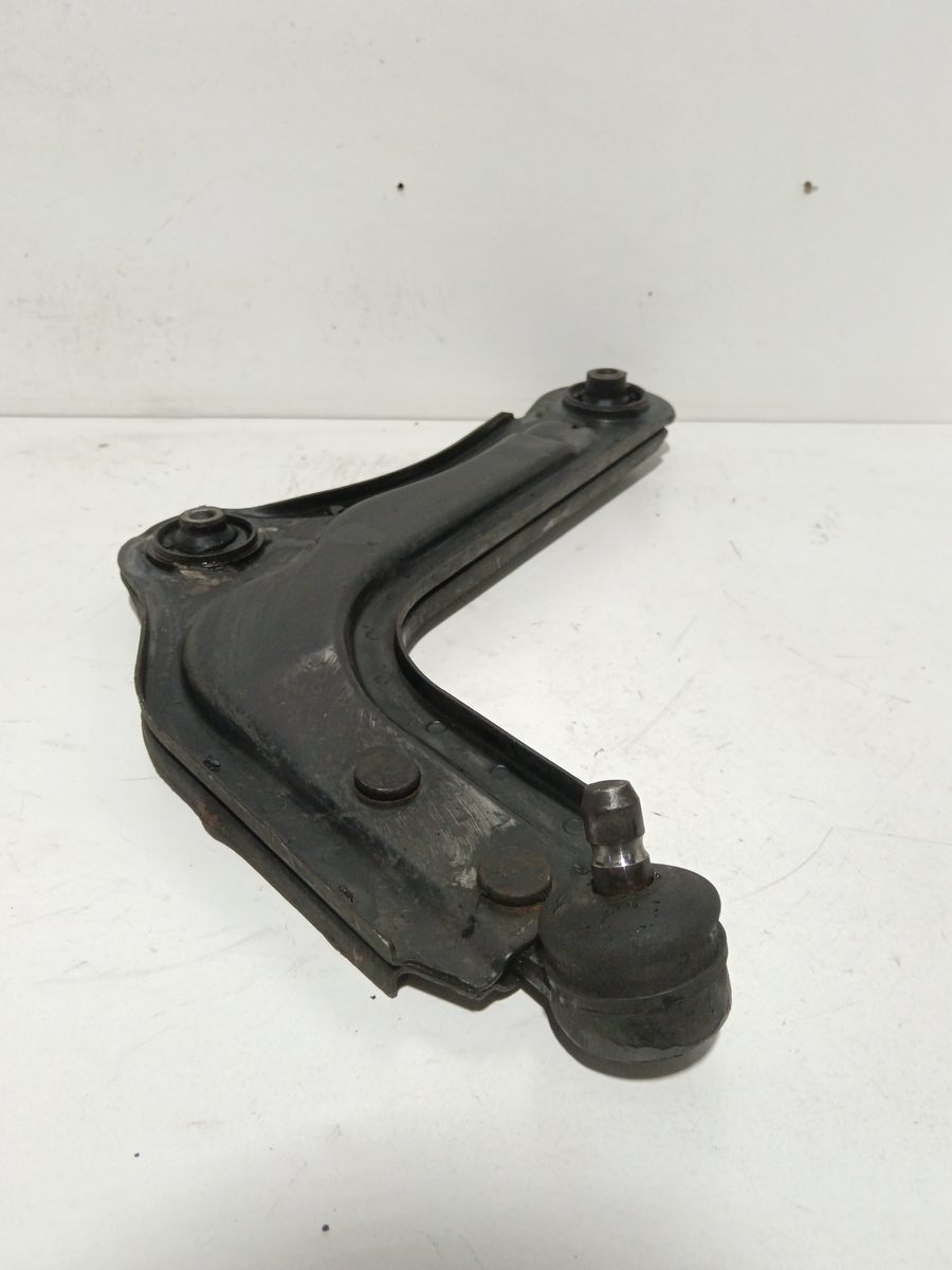 Parrilla de Suspension Inferior Trasera Izquierda Daewoo Nubira 1997-2004