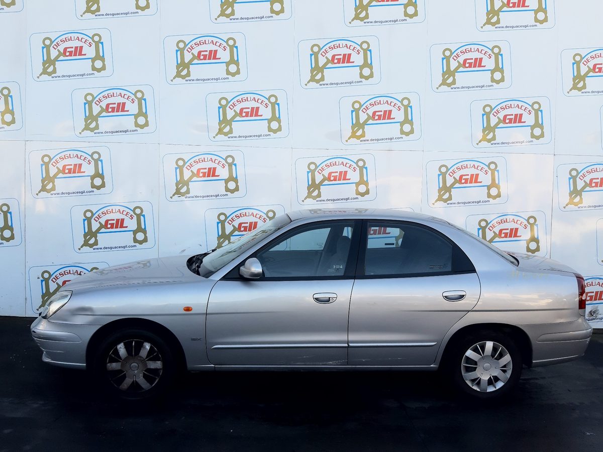 Daewoo Nubira del que se desmontó esta pieza
