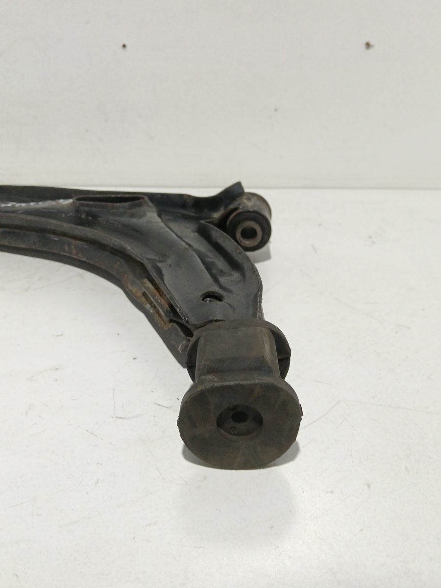 Parrilla de Suspension Inferior Trasera Izquierda Fiat Uno (146) desde 1989