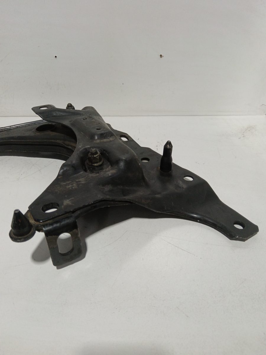 Parrilla de Suspension Inferior Trasera Izquierda Ford Ka (CCQ) 1996-2008