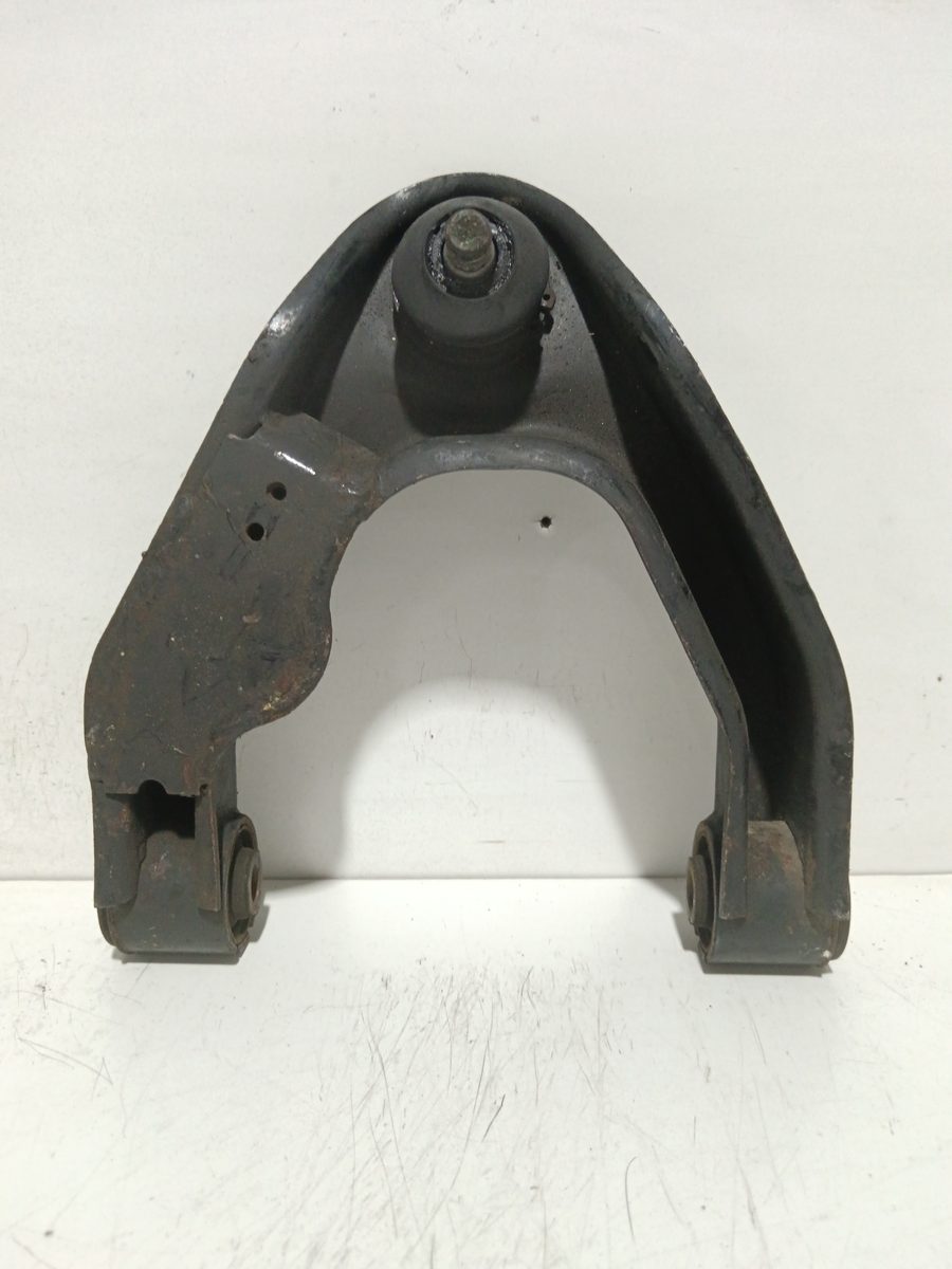 Parrilla De Suspension Inferior Trasera Izquierda Nissan Pick-up (D22) 1998-Actualidad