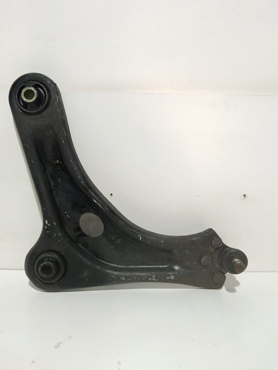 Parrilla De Suspension Inferior Trasera Izquierda Peugeot 208 2012-2019 Active 1.2L 60kW