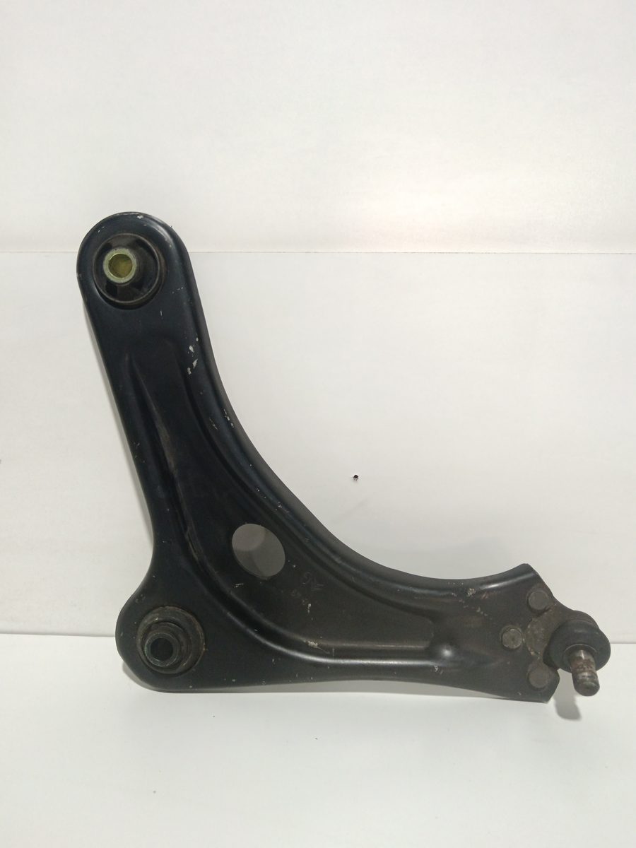 Parrilla De Suspension Inferior Trasera Izquierda Peugeot 208 2012-2019 Style 1.2L 60kW