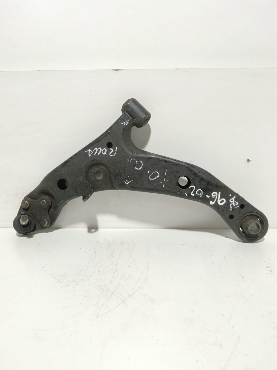 Parrilla De Suspension Inferior Trasera Izquierda Toyota Corolla (E10) 1994-1997 0