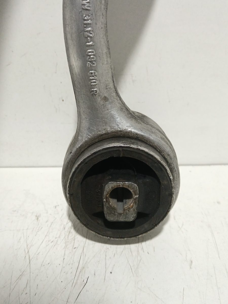 Parrilla de Suspension Superior Delantera Derecha BMW Serie 5 (E39)