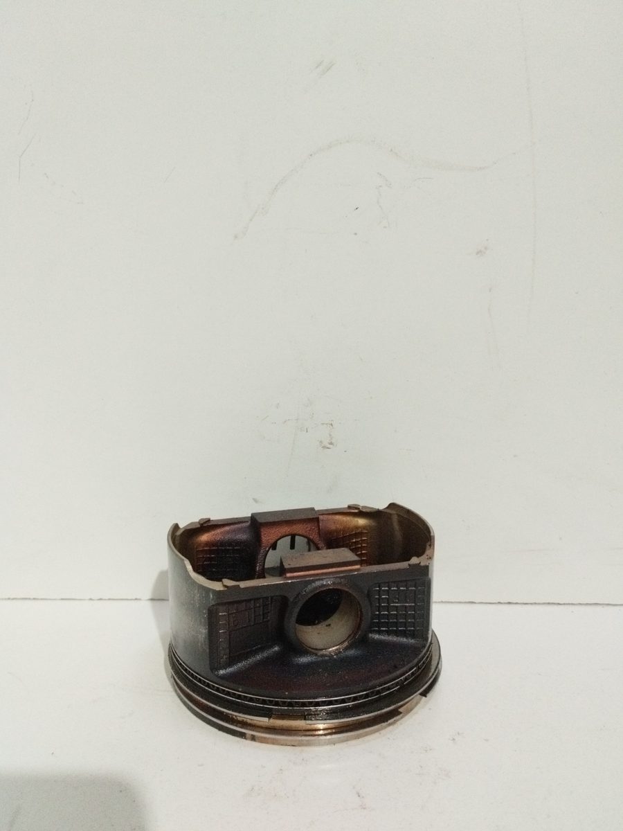 Piston Subaru Legacy Berl./familiar B11 (BD/BG) 1994-1999 2.2 CAT 2.2L 94kW