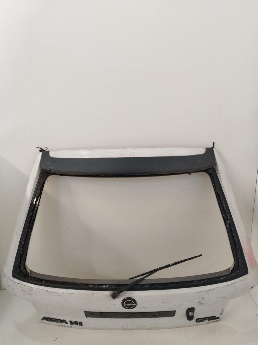 Porton Trasero Opel Astra F Berlina 1991-1998 Merit